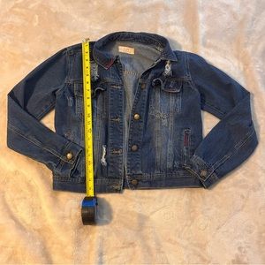 Women’s Chelsea & Violet blue denim jacket.
